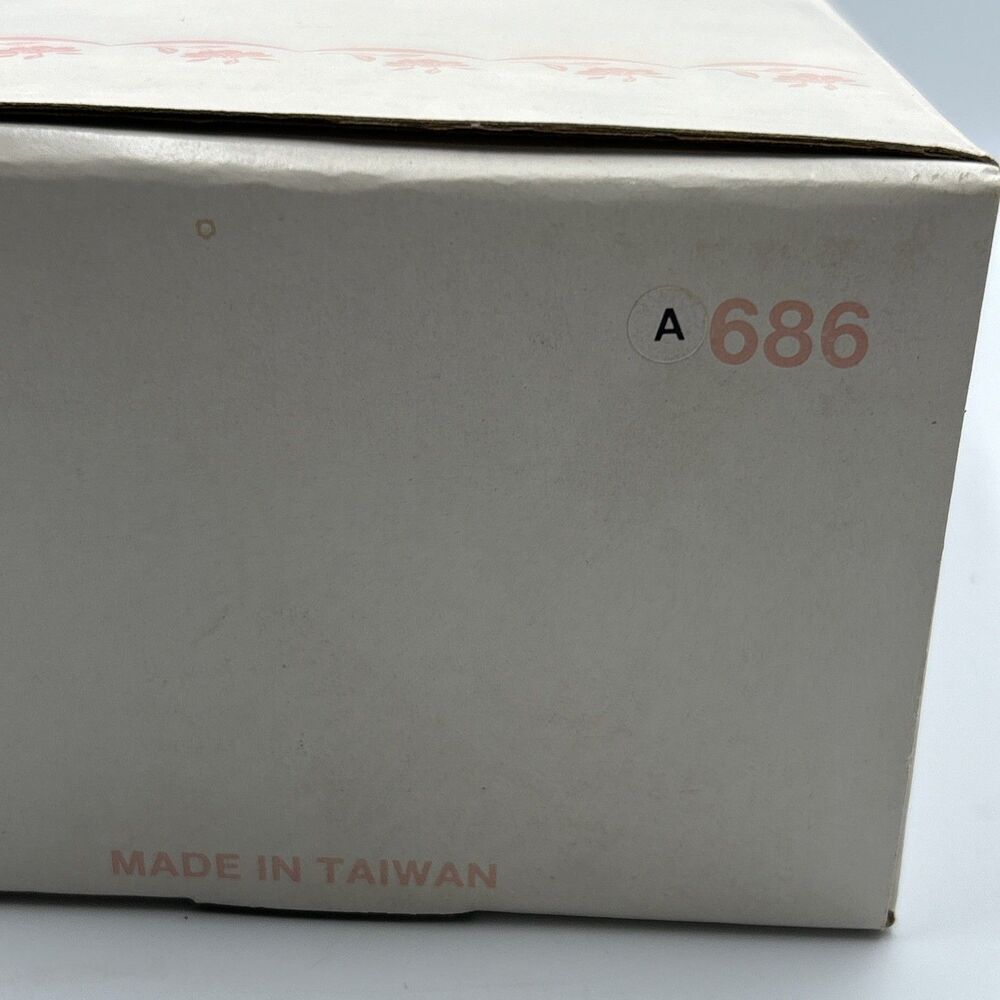 Princess House Jessica Porcelain Collector Doll Brunette Blue Eyes Straw Hat-BOX - Picture 15 of 15